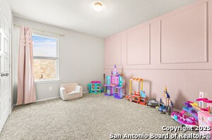 Building Photo - 217 Stag Way