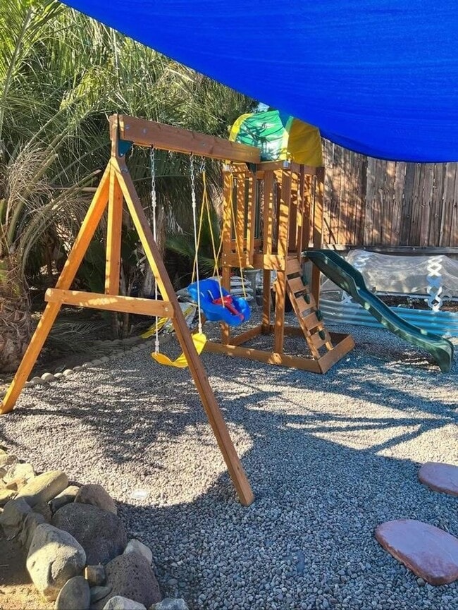 Building Photo - 33244 Churchill St