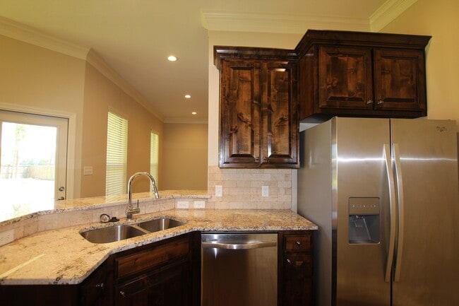 Building Photo - Beautiful 4 Bedroom Home Coming Soon in Bu...