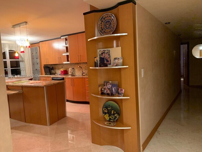 Building Photo - 251 174th St