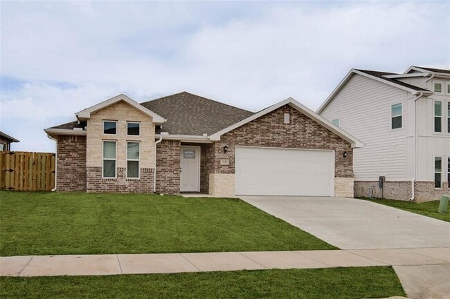 Building Photo - 2140 Bluestem Dr