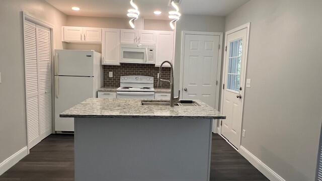 Building Photo - 6275 Teletha Ln