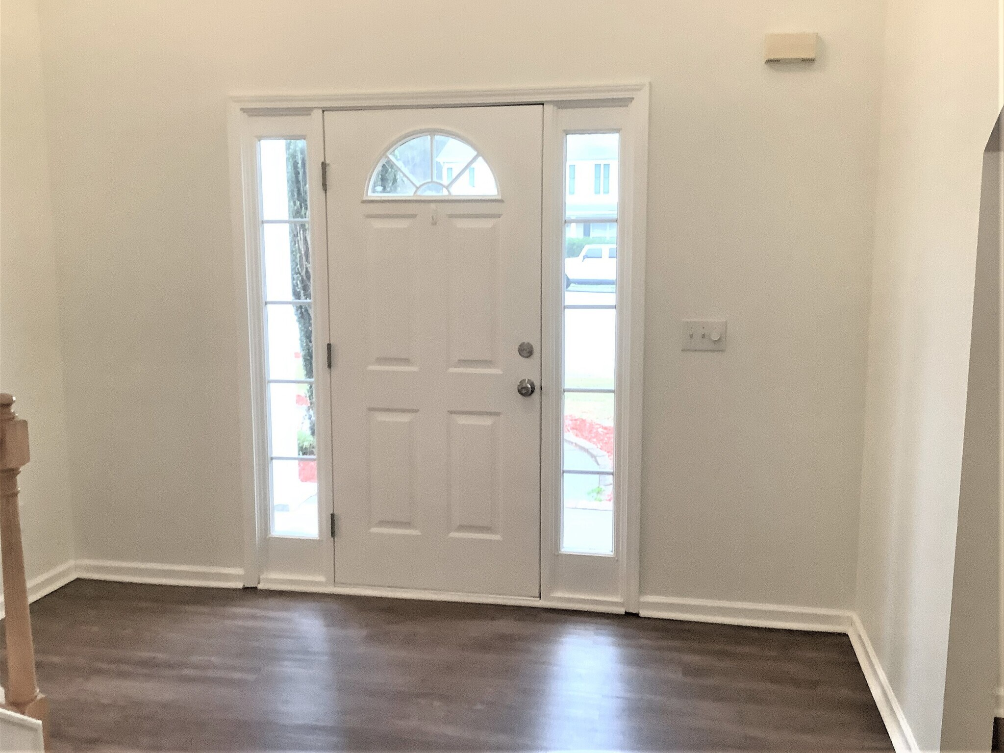 Building Photo - 106 Sweetland Ct