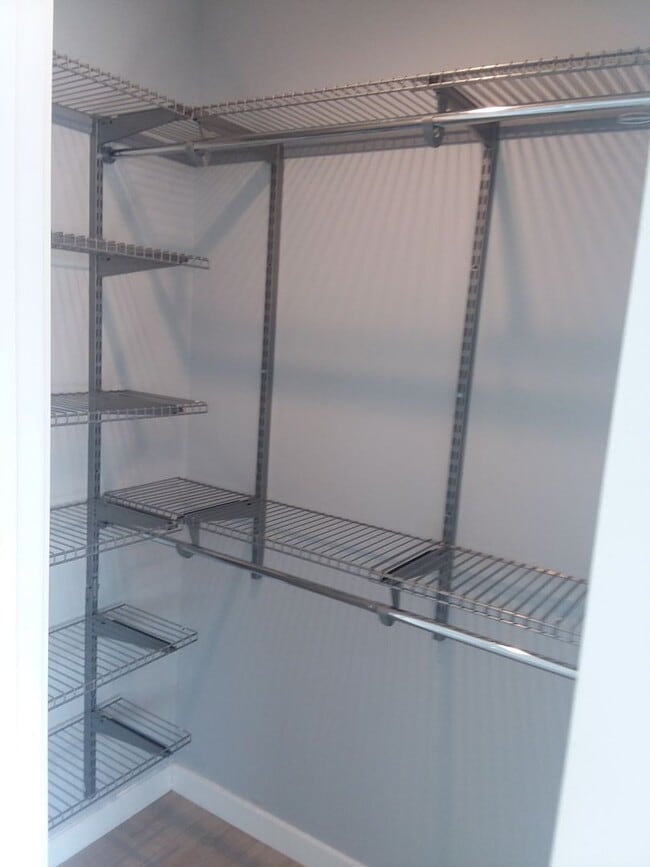 Building Photo - Estara Ave