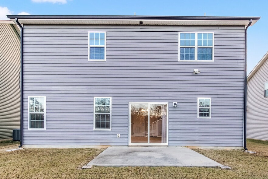 Building Photo - 105 Sloan Dr