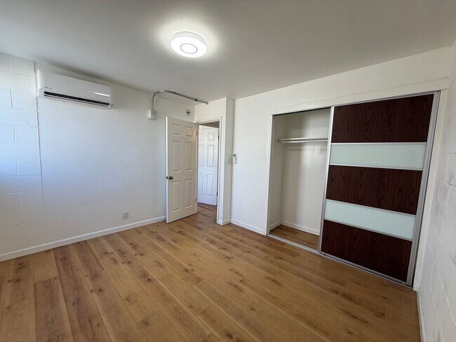 Building Photo - Iolani Terrace