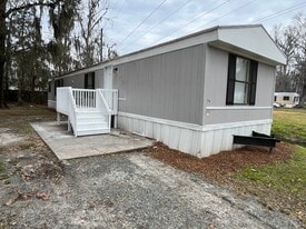 Building Photo - Grove Point Mobile Homes