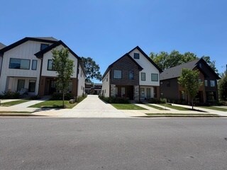 Building Photo - Medford Mews, 323
