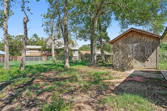 Building Photo - 620 Markham Dr