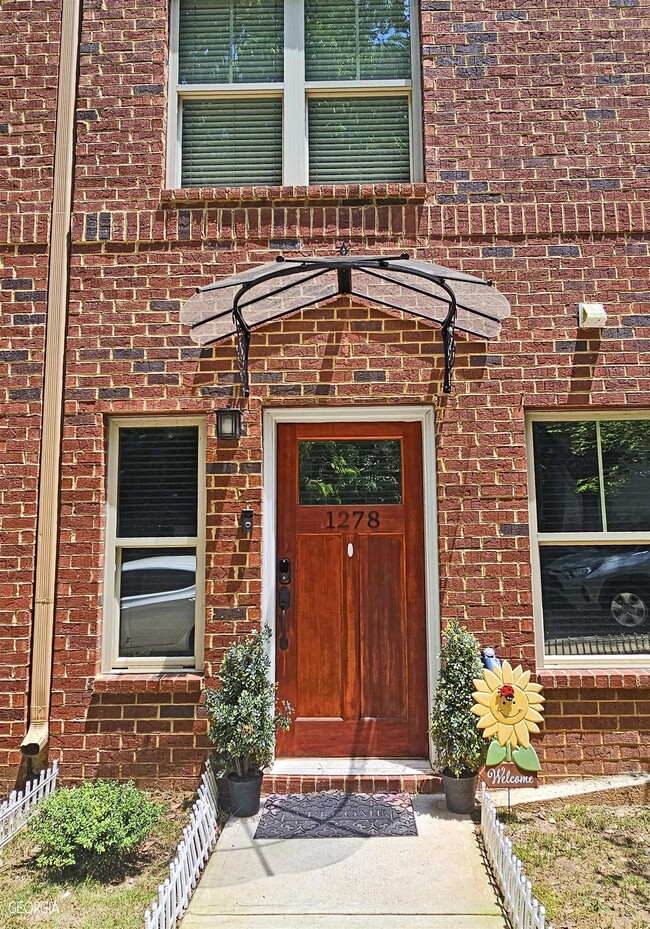 Building Photo - 1278 Dahlgren Lane