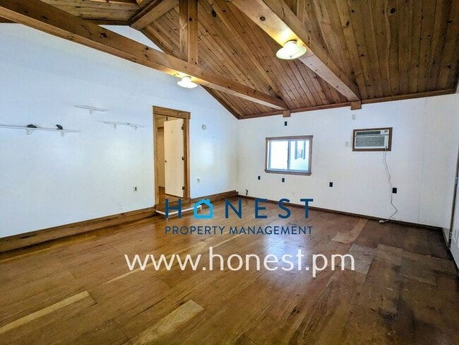 Building Photo - 9 Lexi Ln