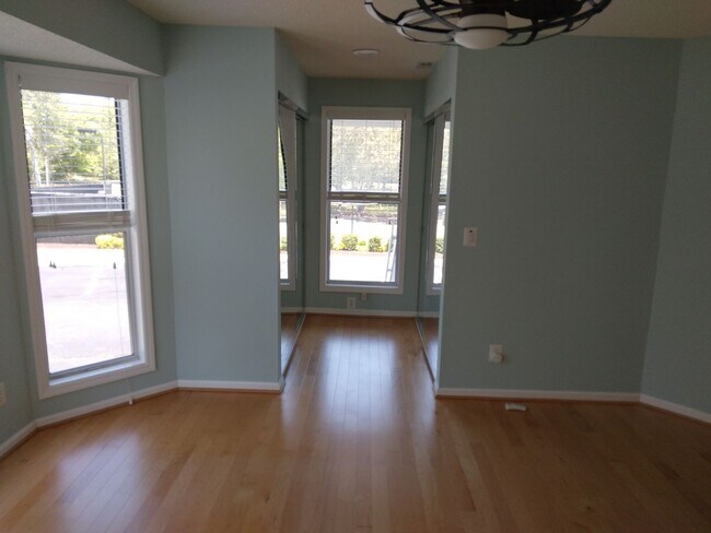 Building Photo - Harbor Front, 2 Bedroom, 2 Bath, Corner Unit at Mariners Pointe in Little River! Available Now!