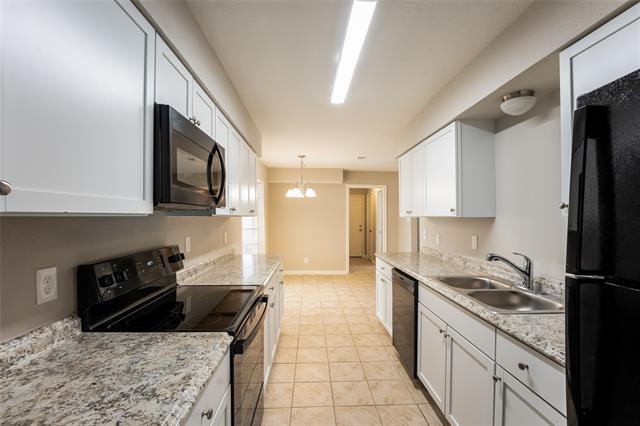 Building Photo - 217 Woodhaven Dr