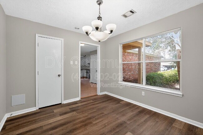 Building Photo - 16350 Many Trees Ln