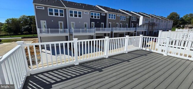 Building Photo - 1726 Blacksmith Wy