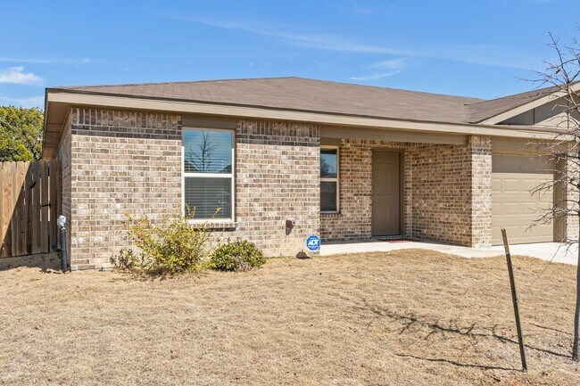 Building Photo - PM1-HH1803 Emma Naylor Ct