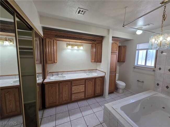 Building Photo - 321 S Bent Creek Dr