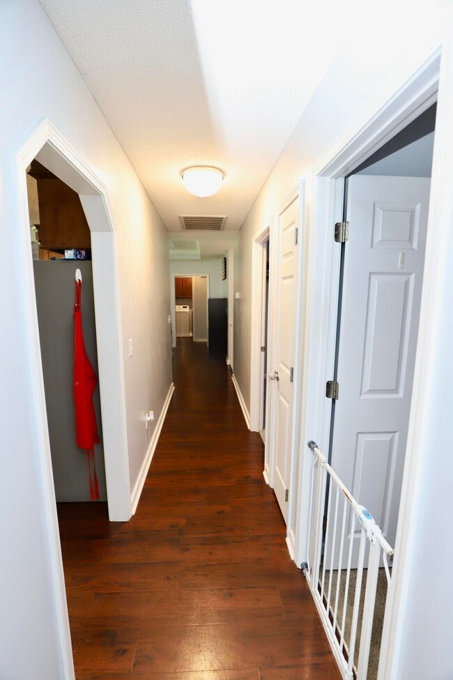Building Photo - 4370 Excursion Dr