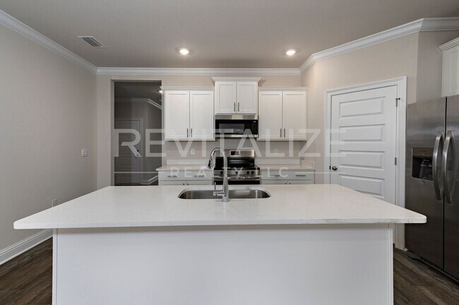Building Photo - 14543 Dayton Cir