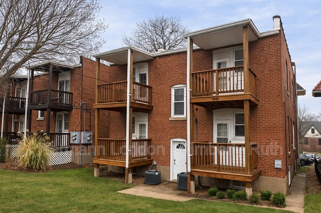 Building Photo - 5044 Pernod Ave