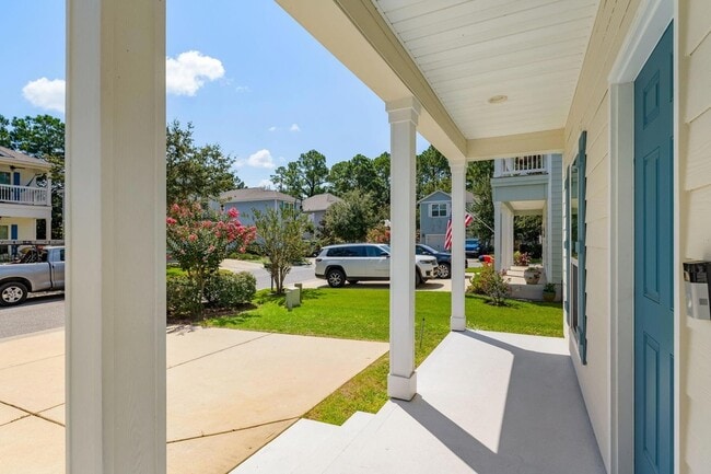 Building Photo - 163 Mosaic Oaks Cir