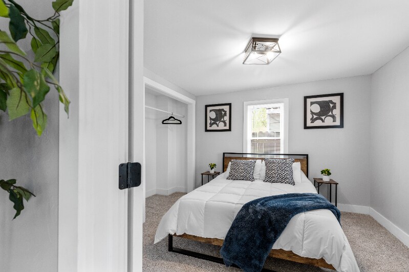 Building Photo - 231 Murray St SE