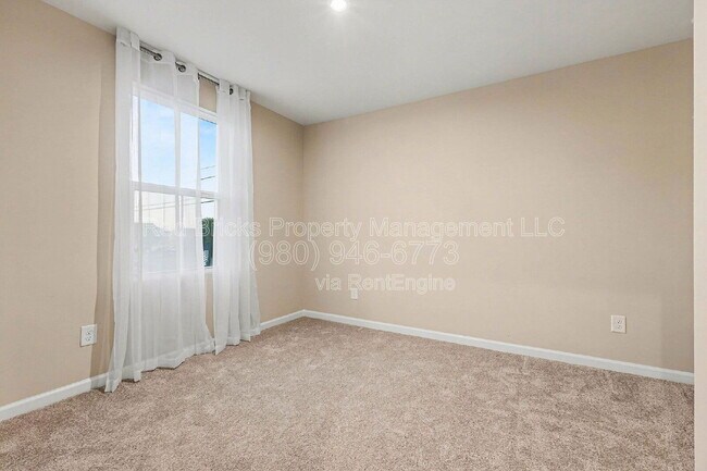 Building Photo - 1506 Gutter Br Dr