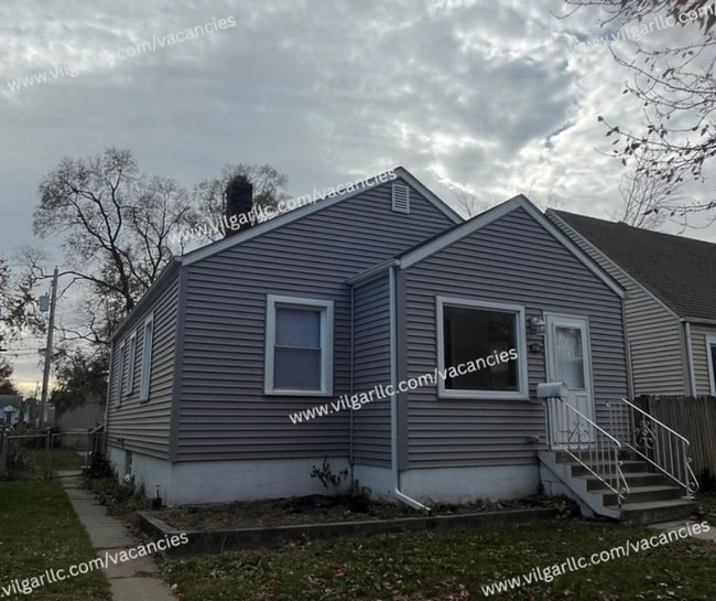 Primary Photo - A Home With Class and Sass — Fully Loaded ...