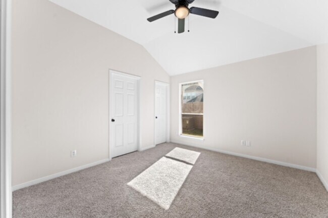 Building Photo - 7103 Hot Creek Trc