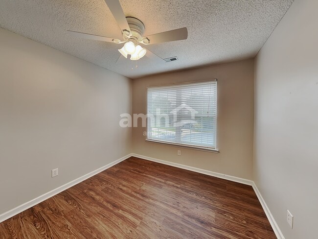 Building Photo - 7537 Sparkleberry Dr