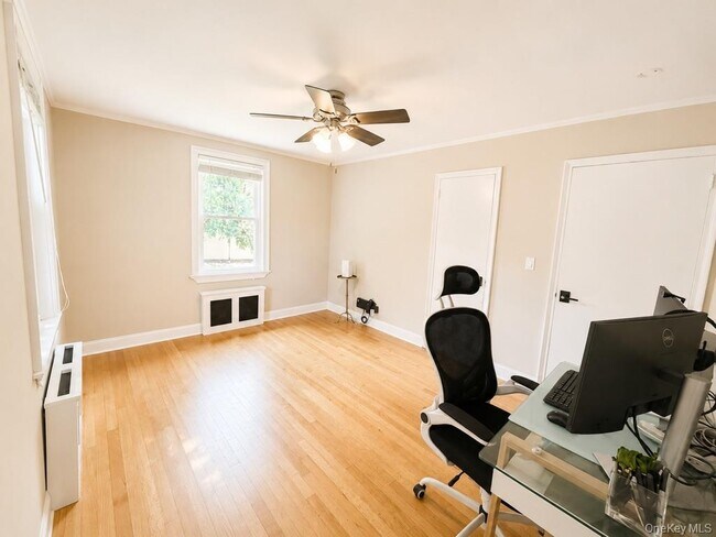 Building Photo - 707 Croton Falls Rd