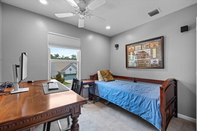 Building Photo - 83 Satinwood Ln