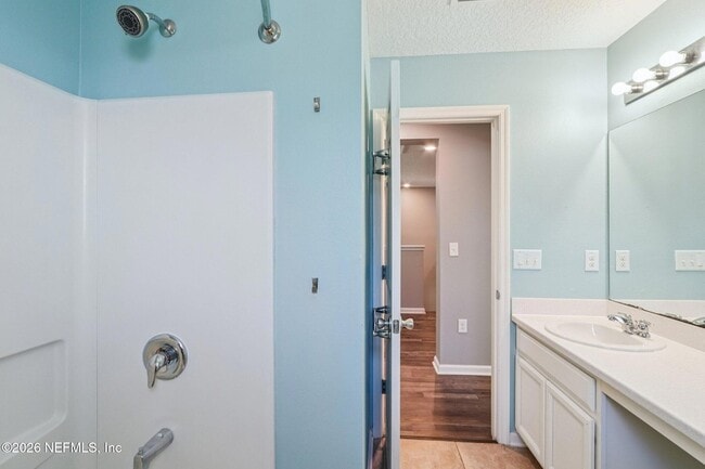 Building Photo - 404 Hepburn Rd