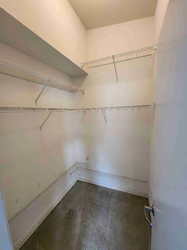 Building Photo - 7493 Briarbay Loop