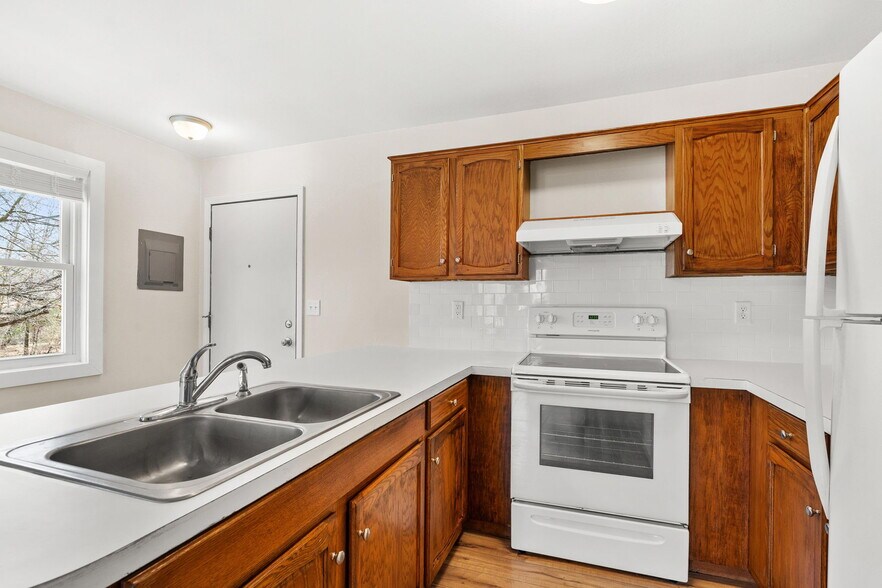 Building Photo - 2647 Kragspough Ct