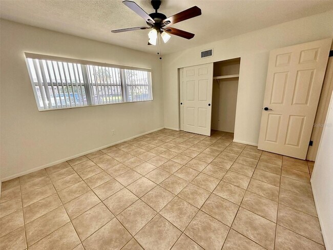 Building Photo - 2073 Denmark St