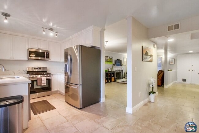 Building Photo - 9044 Capcano Rd