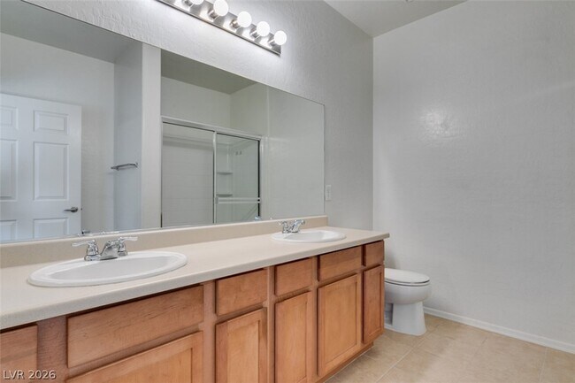 Building Photo - 6868 Sky Pointe Dr