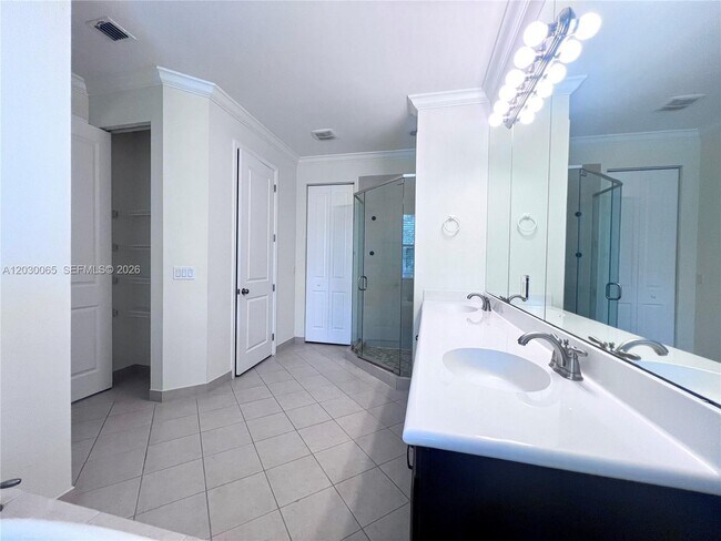 Building Photo - 3381 NW 125th Ave