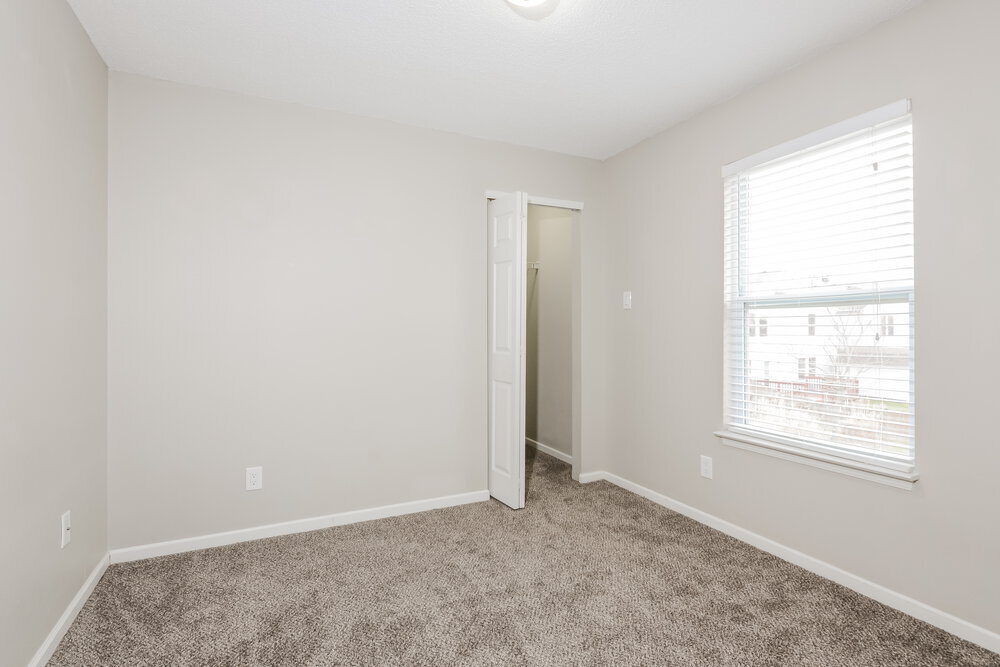 Building Photo - 35 Frostwood Ln