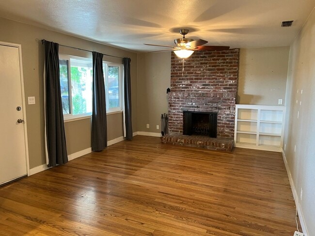 Building Photo - 3-bedroom single story in Turlock!