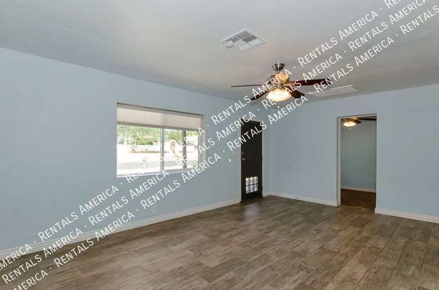 Building Photo - 1420 N Winstel Blvd