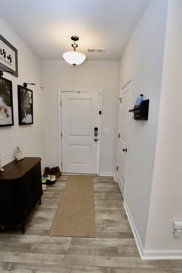 Building Photo - 1049 Crescent Moon Lp