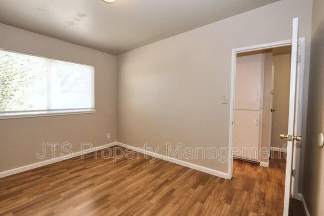 Building Photo - 2310 Kenworthy Way