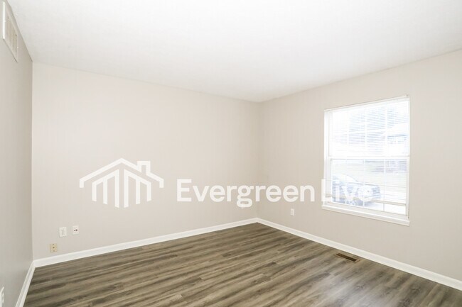 Building Photo - 34 Timberline Ct