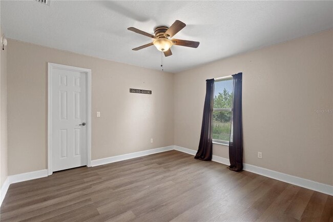 Building Photo - 5320 SW 115th Loop