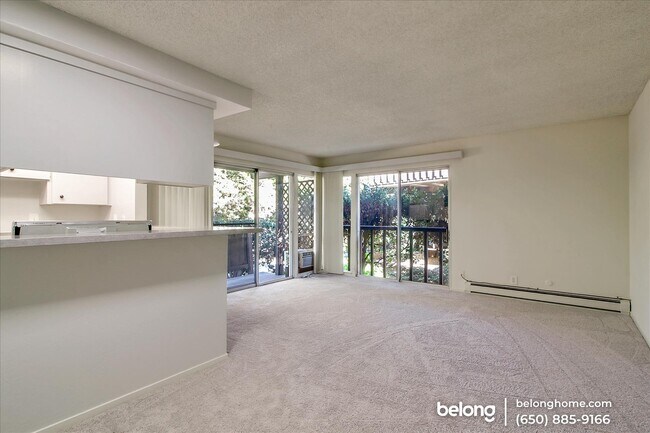 Building Photo - 151 Buckingham Dr