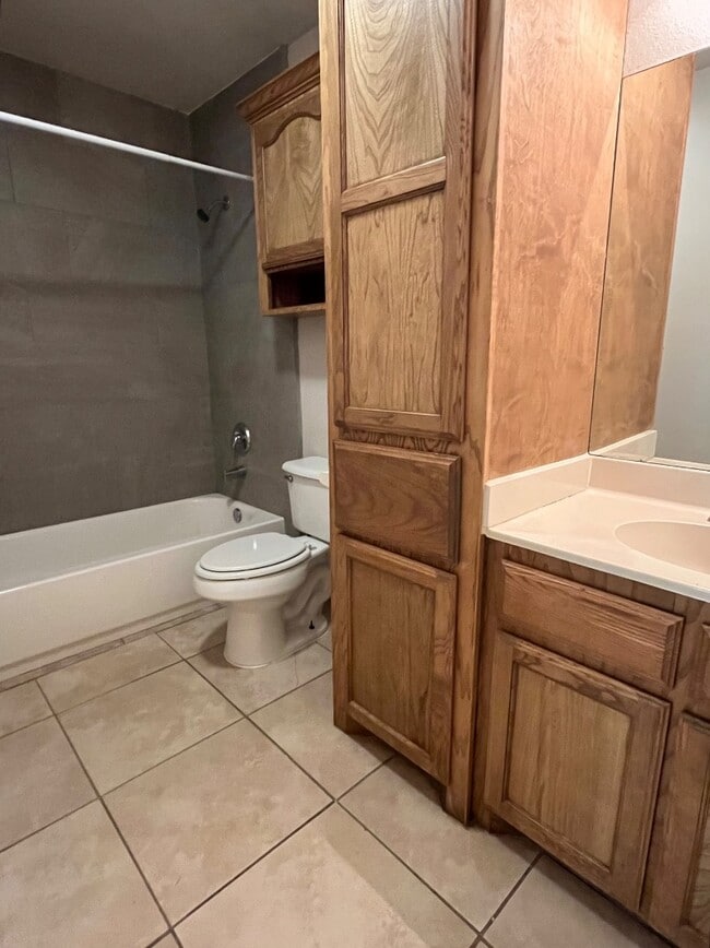 Building Photo - 20792 Alta Vista Ct