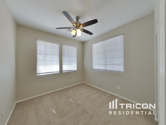 Building Photo - 2702 E Morenci Rd