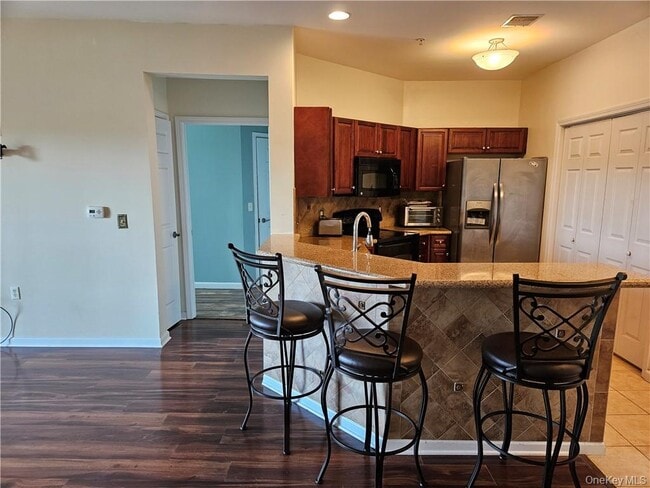 Building Photo - 934 Tower Ridge Cir